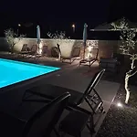 شقة Grzinic *