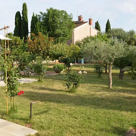 Διαμέρισμα Grzinic Ρόβινι