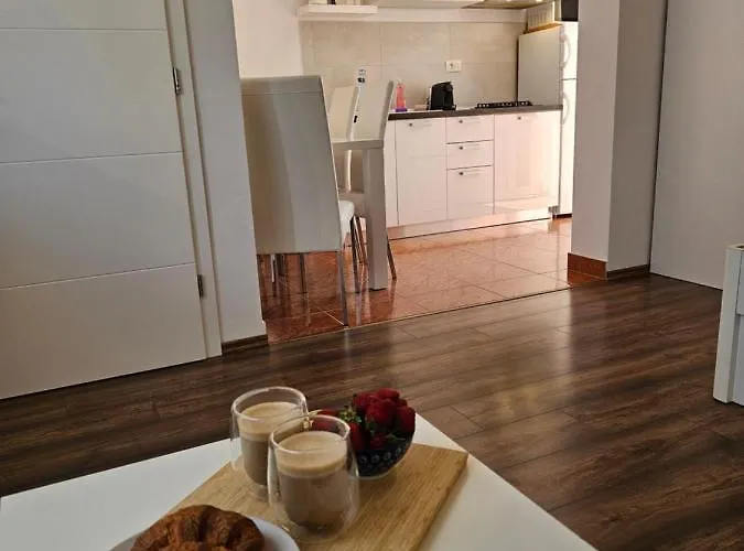 Grzinic * Ρόβινι